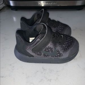 4c black and gray Nike shoes